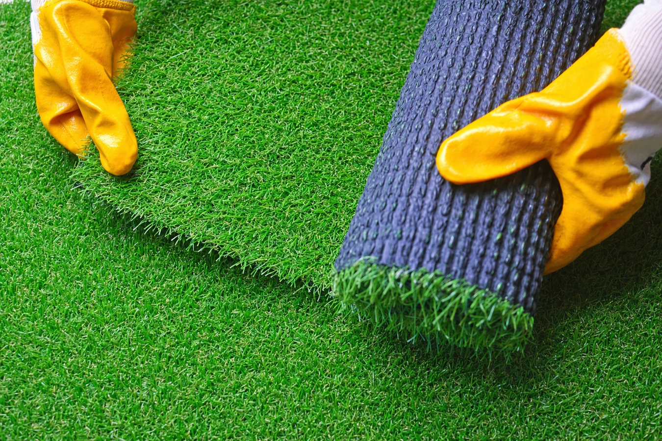 Synthetic lawn turf in El Cerrito, CA